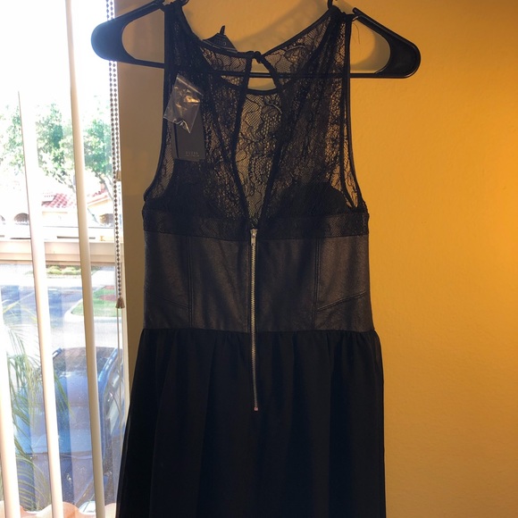 Guess- Black Dress - Picture 2 of 2